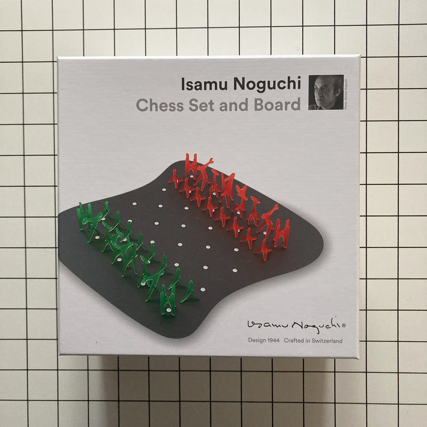 IC Design Classics - Chess Set Isamu Noguchi