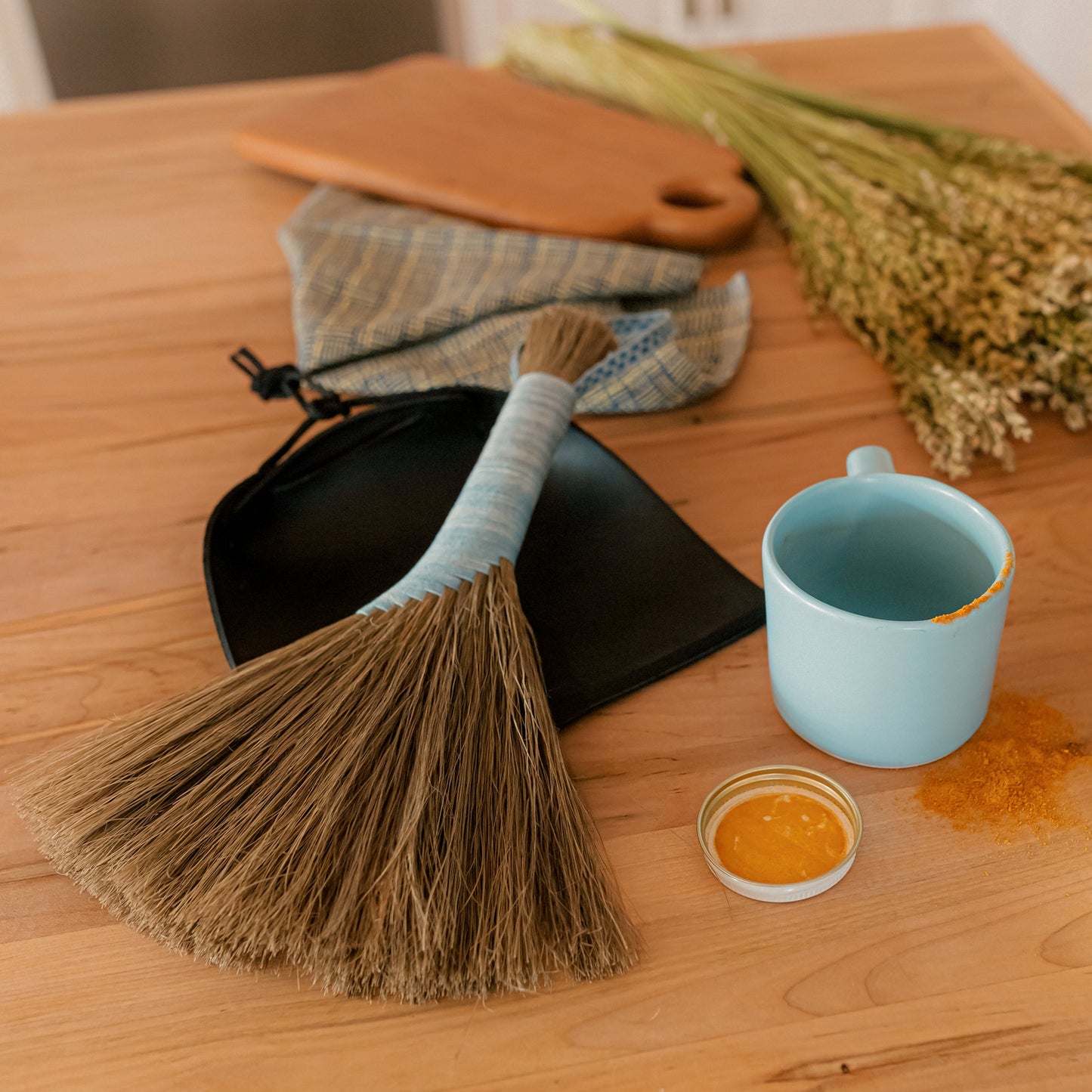 Sunhouse Craft - Pinceaux et balais - Pelle à poussière en cuir