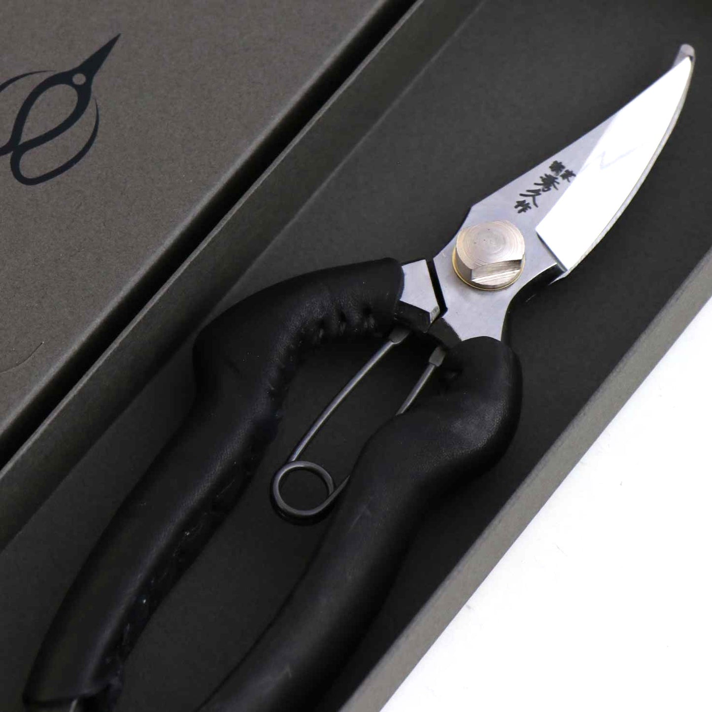 Toyama Hamono - pruning shears w/ leather handle for roses, flowers, plants & twigs