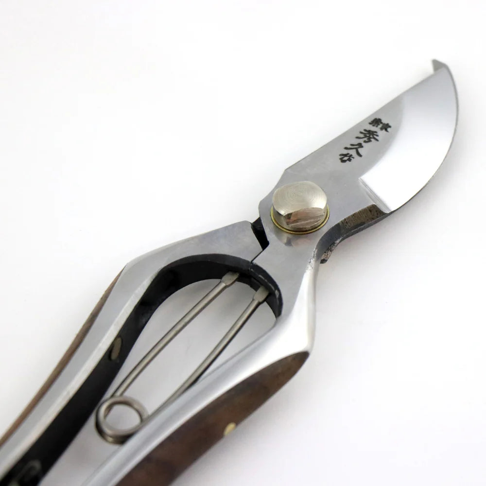Toyama Hamono - universal gardening shears w/walnut handle for branches & plants