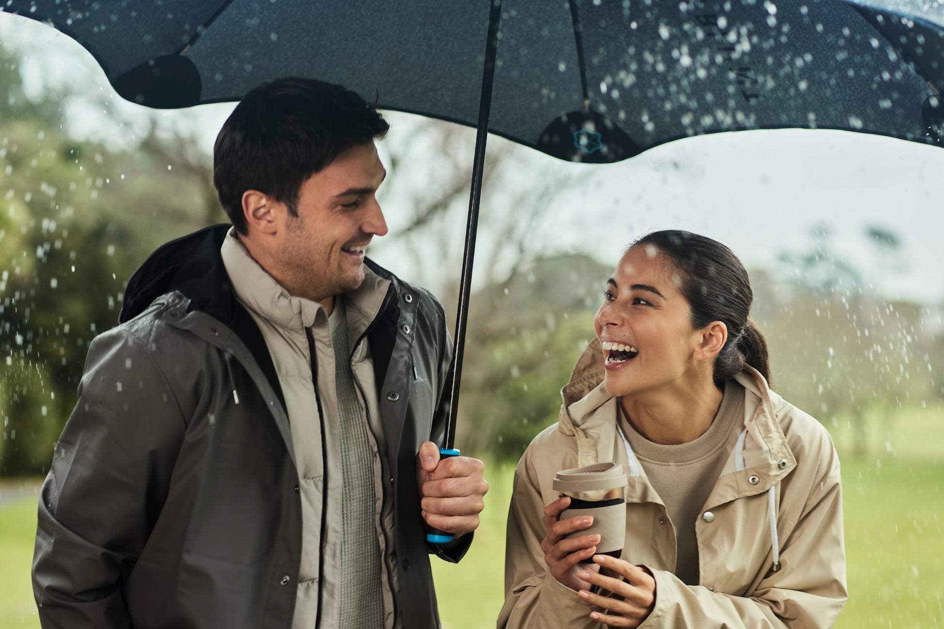 sport umbrella - broad and complete protection - built to last - made by BLUNT