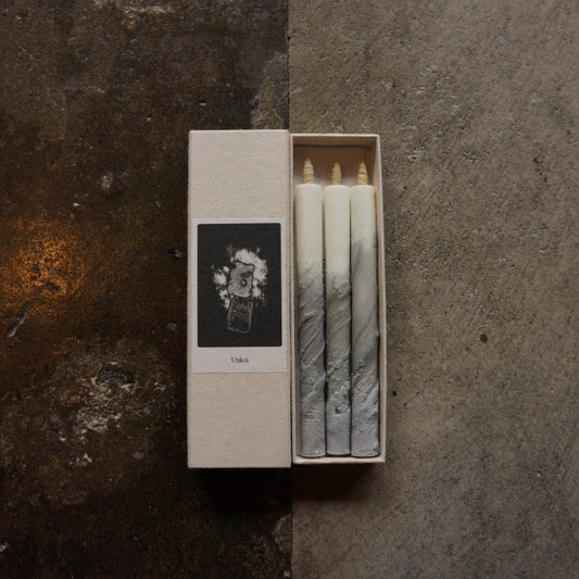 Haze – 3er-Set langer „World Religion“-Kerzen in einer Geschenkbox aus Washi-Papier – Hommage an den buddhistischen Bildhauer Unkei