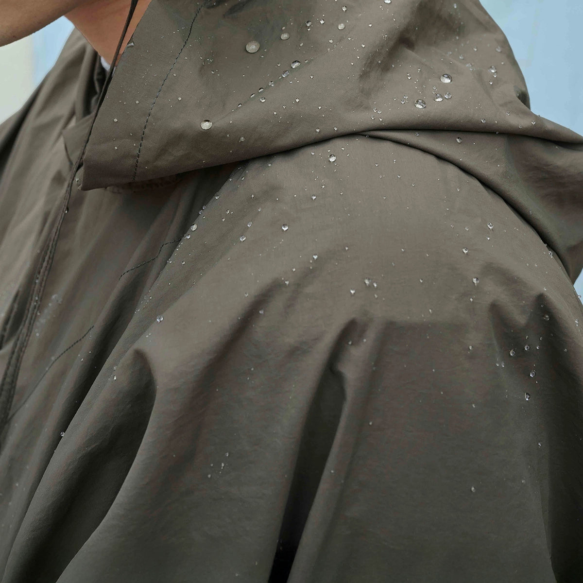 Mate Mono - poncho de pluie ultra léger et déperlant - khaki