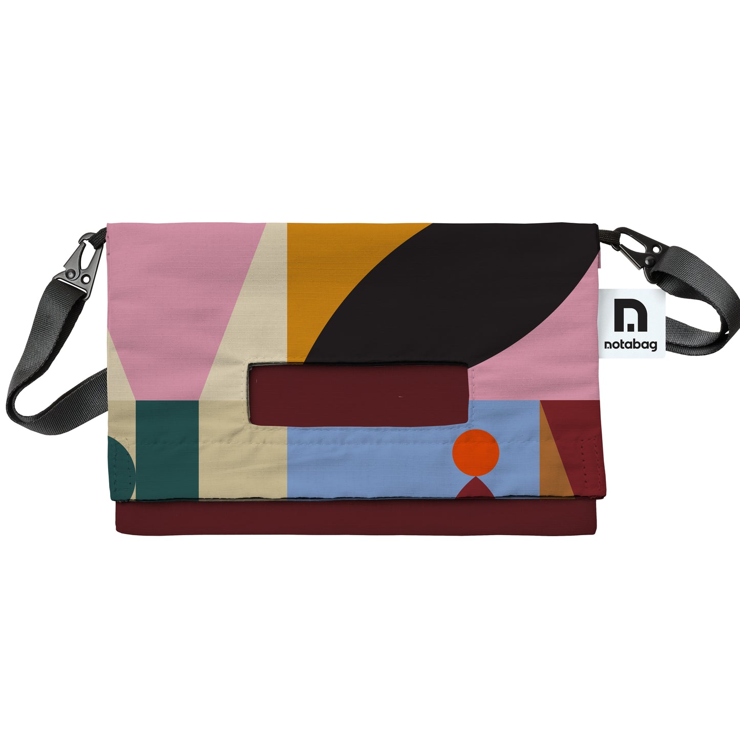 Crossbody Light – compact, adjustable, and eco-friendly for daily essentials. A Notabag and Judit Canela collaboration. 