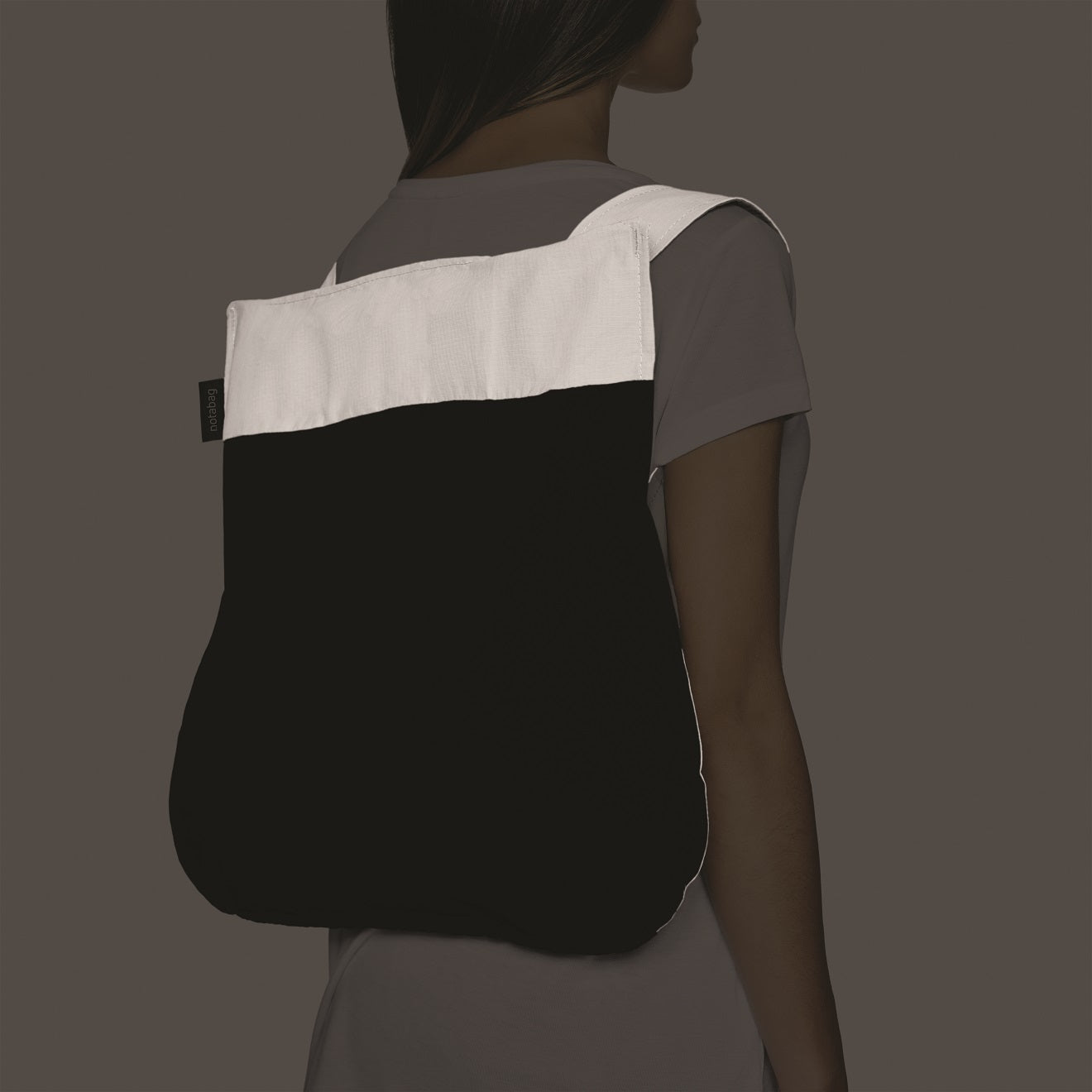 Reflective, foldable handbag/backpack black